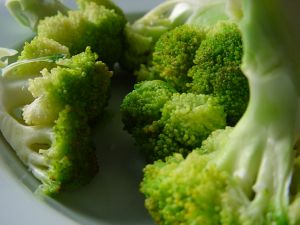 Cooked brocolli